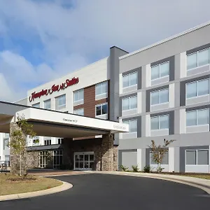 https://hampton-inn-suites-charlotte-northlake.1sthotelscharlotte.com